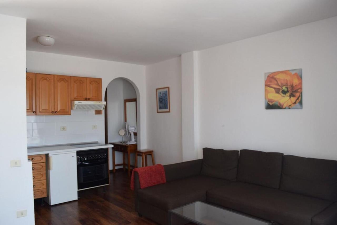 Apartamento Reni Tías Exteriör bild